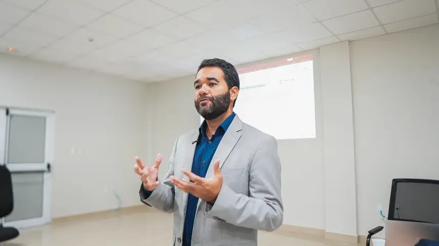  <div class='credito_fotos'>Foto: Arthur Alves / SECOM GEA &nbsp;&nbsp;|&nbsp;&nbsp; <a href='/midias/2026/originais/20260127111255-GF00016899-F00215877.webp' download><i class='fa-solid fa-download'></i> Download</a></div>