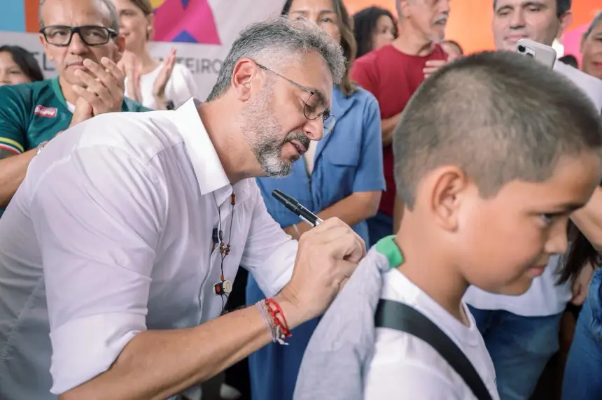  <div class='credito_fotos'>Foto: Ruan Alves / GEA &nbsp;&nbsp;|&nbsp;&nbsp; <a href='/midias/2026/originais/20260205114931-GF00016920-F00216589.webp' download><i class='fa-solid fa-download'></i> Download</a></div>