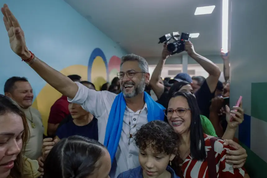  <div class='credito_fotos'>Foto: Ruan Alves / GEA &nbsp;&nbsp;|&nbsp;&nbsp; <a href='/midias/2026/originais/20260205114935-GF00016920-F00216595.webp' download><i class='fa-solid fa-download'></i> Download</a></div>