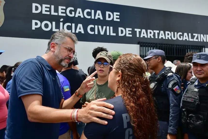  <div class='credito_fotos'>Foto: Max Renê/GEA &nbsp;&nbsp;|&nbsp;&nbsp; <a href='/midias/2026/originais/20260302092510-GF00016986-F00218976.webp' download><i class='fa-solid fa-download'></i> Download</a></div>