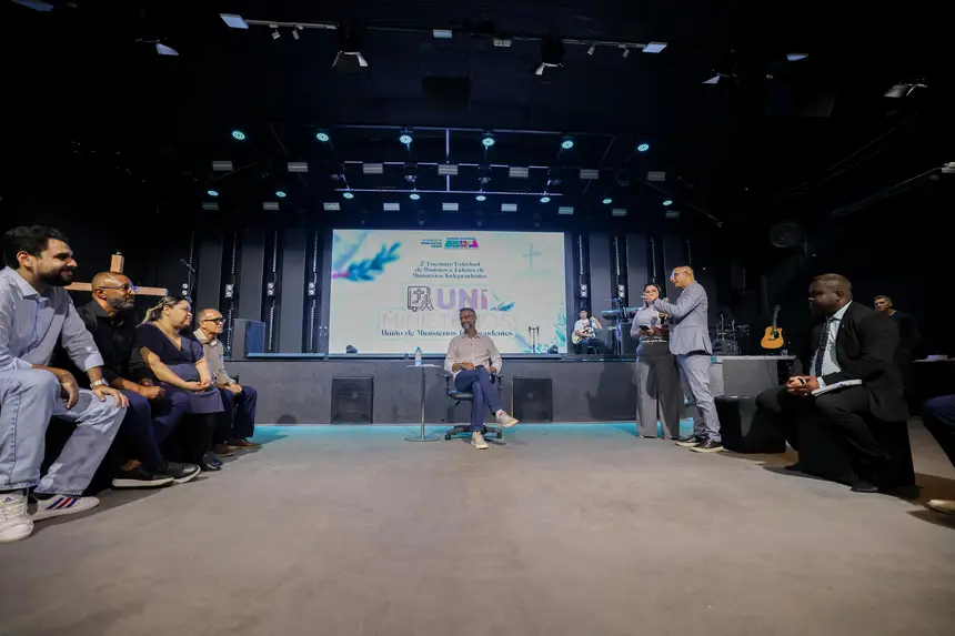 Encontro foi marcado por bate-papo de lideranças com o governador