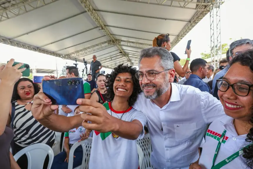  <div class='credito_fotos'>Foto:  &nbsp;&nbsp;|&nbsp;&nbsp; <a href='/midias/2026/originais/20260323104242-GF00017031-F00220018.webp' download><i class='fa-solid fa-download'></i> Download</a></div>