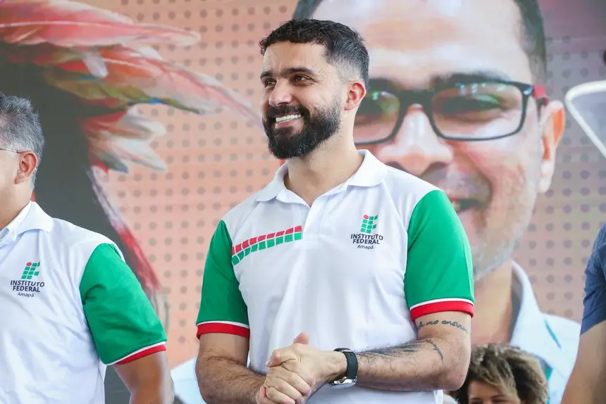  <div class='credito_fotos'>Foto:  &nbsp;&nbsp;|&nbsp;&nbsp; <a href='/midias/2026/originais/20260323104247-GF00017031-F00220025.webp' download><i class='fa-solid fa-download'></i> Download</a></div>