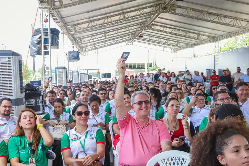  <div class='credito_fotos'>Foto:  &nbsp;&nbsp;|&nbsp;&nbsp; <a href='/midias/2026/originais/20260323104249-GF00017031-F00220027.webp' download><i class='fa-solid fa-download'></i> Download</a></div>