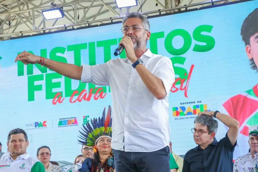  <div class='credito_fotos'>Foto:  &nbsp;&nbsp;|&nbsp;&nbsp; <a href='/midias/2026/originais/20260323104249-GF00017031-F00220028.webp' download><i class='fa-solid fa-download'></i> Download</a></div>