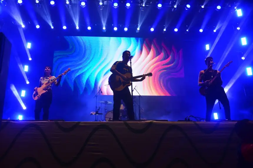  <div class='credito_fotos'>Foto: Maksuel Martins/GEA &nbsp;&nbsp;|&nbsp;&nbsp; <a href='/midias/2026/originais/20260323120432-GF00017035-F00220178.webp' download><i class='fa-solid fa-download'></i> Download</a></div>