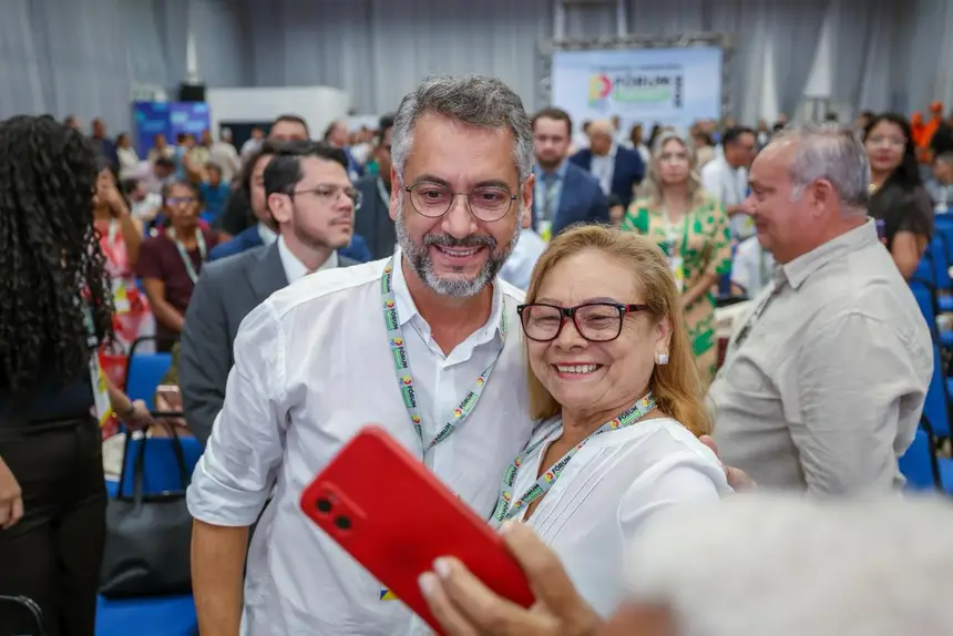  <div class='credito_fotos'>Foto: Ruan Alves / GEA &nbsp;&nbsp;|&nbsp;&nbsp; <a href='/midias/2026/originais/20260325141448-GF00017039-F00220273.webp' download><i class='fa-solid fa-download'></i> Download</a></div>