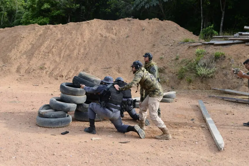 Fundamentos do tiro policial são reforçados e aprimorados em curso promovido pelo Estado