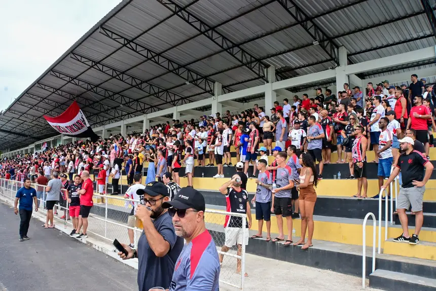  <div class='credito_fotos'>Foto: Sal Lima/GEA &nbsp;&nbsp;|&nbsp;&nbsp; <a href='/midias/2026/originais/20260330135555-GF00017053-F00220635.webp' download><i class='fa-solid fa-download'></i> Download</a></div>