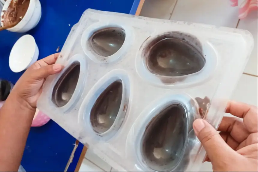 Embalagem de plástico para produção dos ovos 