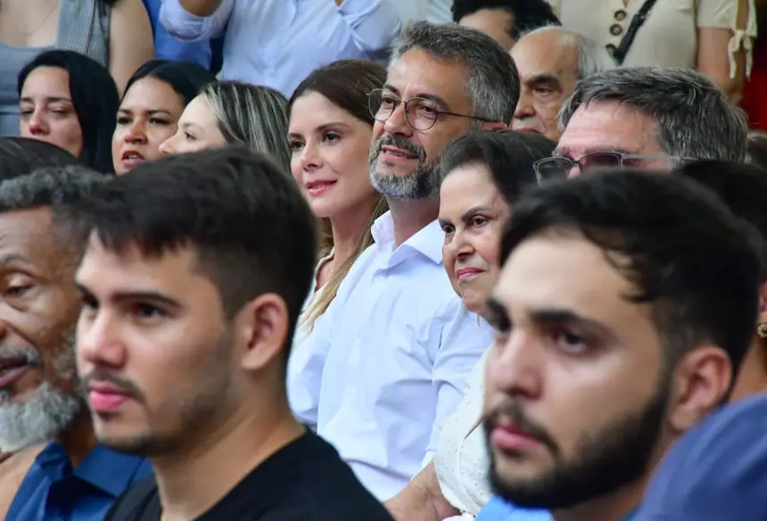  <div class='credito_fotos'>Foto: Max Renê/GEA &nbsp;&nbsp;|&nbsp;&nbsp; <a href='/midias/2026/originais/20260401120826-GF00017056-F00220757.webp' download><i class='fa-solid fa-download'></i> Download</a></div>