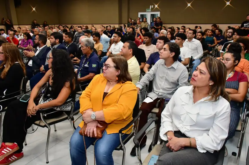  <div class='credito_fotos'>Foto: Max Renê/GEA &nbsp;&nbsp;|&nbsp;&nbsp; <a href='/midias/2026/originais/20260407084555-GF00017062-F00220919.webp' download><i class='fa-solid fa-download'></i> Download</a></div>