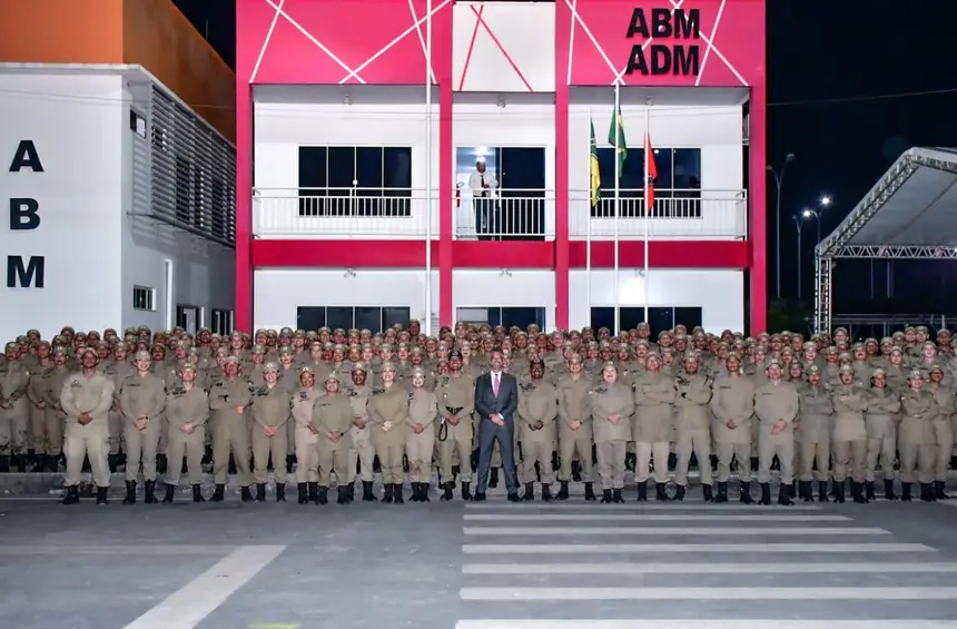  <div class='credito_fotos'>Foto: Max Renê/GEA &nbsp;&nbsp;|&nbsp;&nbsp; <a href='/midias/2026/originais/20260410085050-GF00017065-F00221050.webp' download><i class='fa-solid fa-download'></i> Download</a></div>