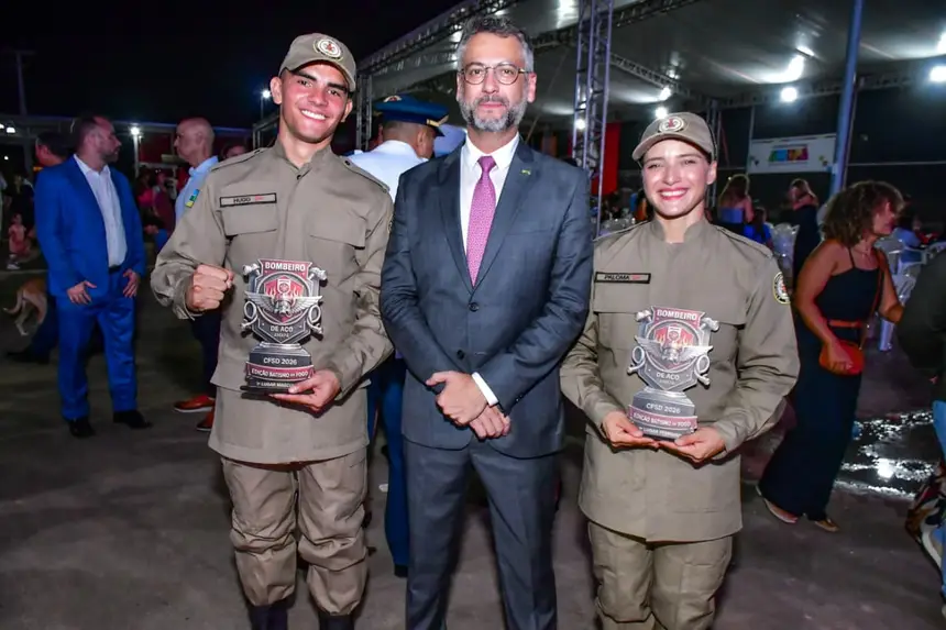  <div class='credito_fotos'>Foto: Max Renê/GEA &nbsp;&nbsp;|&nbsp;&nbsp; <a href='/midias/2026/originais/20260410085051-GF00017065-F00221051.webp' download><i class='fa-solid fa-download'></i> Download</a></div>