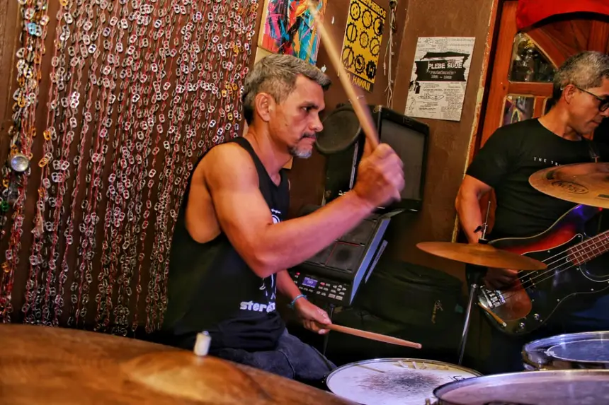  <div class='credito_fotos'>Foto: Aog Rocha/GEA &nbsp;&nbsp;|&nbsp;&nbsp; <a href='/midias/2026/originais/20260414104038-GF00017069-F00221145.webp' download><i class='fa-solid fa-download'></i> Download</a></div>