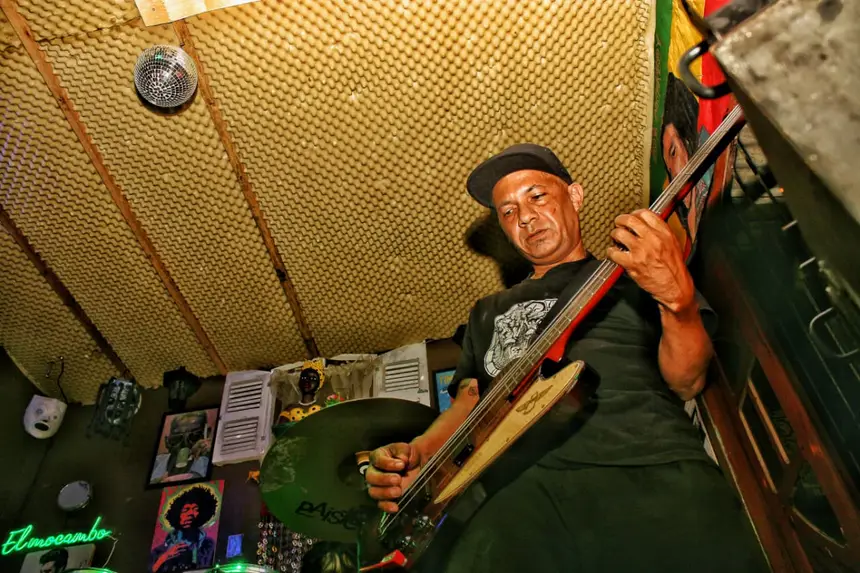  <div class='credito_fotos'>Foto: Aog Rocha/GEA &nbsp;&nbsp;|&nbsp;&nbsp; <a href='/midias/2026/originais/20260414104047-GF00017069-F00221157.webp' download><i class='fa-solid fa-download'></i> Download</a></div>