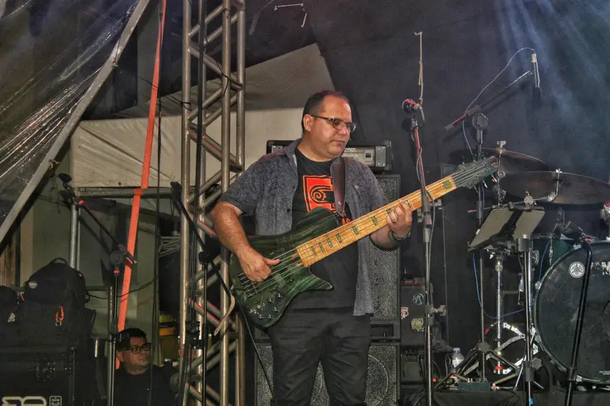  <div class='credito_fotos'>Foto: Aog Rocha/GEA &nbsp;&nbsp;|&nbsp;&nbsp; <a href='/midias/2026/originais/20260414104953-GF00017071-F00221203.webp' download><i class='fa-solid fa-download'></i> Download</a></div>