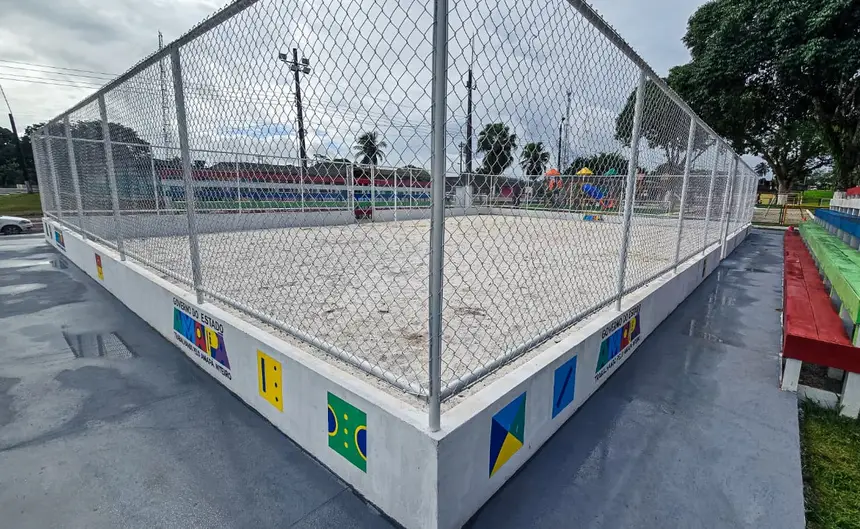  <div class='credito_fotos'>Foto: Max Renê/GEA &nbsp;&nbsp;|&nbsp;&nbsp; <a href='/midias/2026/originais/20260414110945-GF00017073-F00221211.webp' download><i class='fa-solid fa-download'></i> Download</a></div>