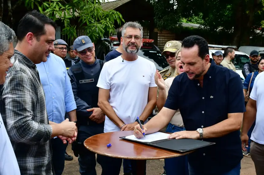  <div class='credito_fotos'>Foto: Max Renê/GEA &nbsp;&nbsp;|&nbsp;&nbsp; <a href='/midias/2026/originais/20260414111228-GF00017074-F00221242.webp' download><i class='fa-solid fa-download'></i> Download</a></div>