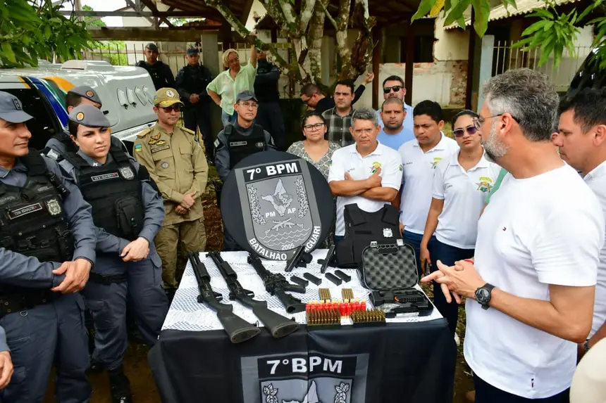  <div class='credito_fotos'>Foto: Max Renê/GEA &nbsp;&nbsp;|&nbsp;&nbsp; <a href='/midias/2026/originais/20260414111234-GF00017074-F00221249.webp' download><i class='fa-solid fa-download'></i> Download</a></div>