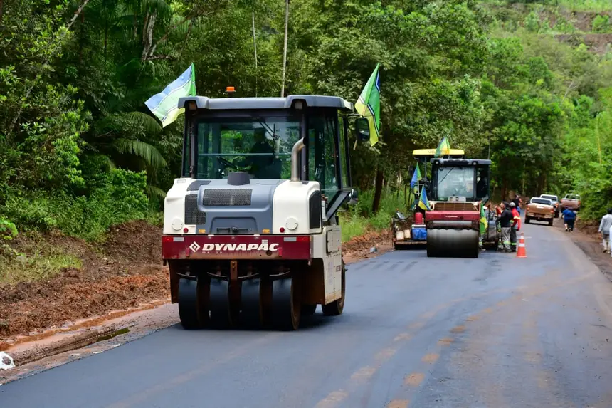  <div class='credito_fotos'>Foto: Max Renê/GEA &nbsp;&nbsp;|&nbsp;&nbsp; <a href='/midias/2026/originais/20260414111452-GF00017075-F00221250.webp' download><i class='fa-solid fa-download'></i> Download</a></div>