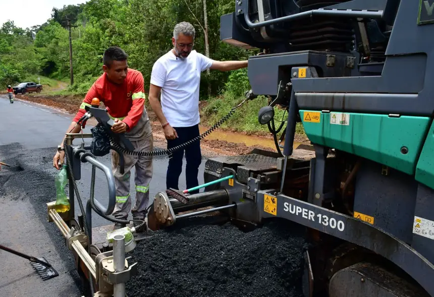  <div class='credito_fotos'>Foto: Max Renê/GEA &nbsp;&nbsp;|&nbsp;&nbsp; <a href='/midias/2026/originais/20260414111453-GF00017075-F00221252.webp' download><i class='fa-solid fa-download'></i> Download</a></div>