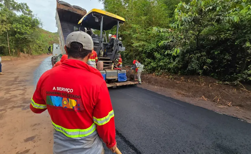  <div class='credito_fotos'>Foto: Max Renê/GEA &nbsp;&nbsp;|&nbsp;&nbsp; <a href='/midias/2026/originais/20260414112937-GF00017078-F00221324.webp' download><i class='fa-solid fa-download'></i> Download</a></div>