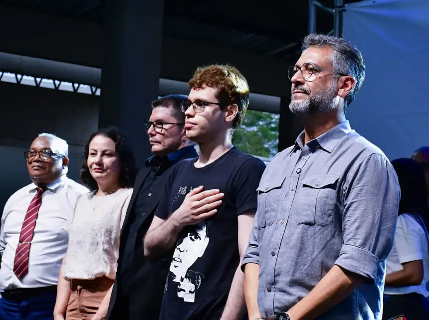  <div class='credito_fotos'>Foto: Max Renê/GEA &nbsp;&nbsp;|&nbsp;&nbsp; <a href='/midias/2026/originais/20260414113829-GF00017079-F00221330.webp' download><i class='fa-solid fa-download'></i> Download</a></div>