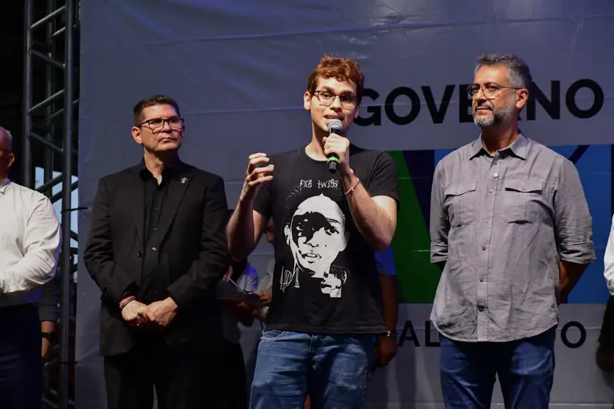  <div class='credito_fotos'>Foto: Max Renê/GEA &nbsp;&nbsp;|&nbsp;&nbsp; <a href='/midias/2026/originais/20260414113833-GF00017079-F00221335.webp' download><i class='fa-solid fa-download'></i> Download</a></div>