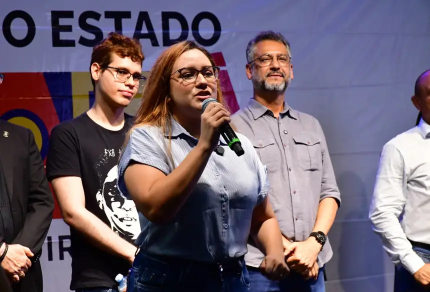  <div class='credito_fotos'>Foto: Max Renê/GEA &nbsp;&nbsp;|&nbsp;&nbsp; <a href='/midias/2026/originais/20260414113836-GF00017079-F00221338.webp' download><i class='fa-solid fa-download'></i> Download</a></div>