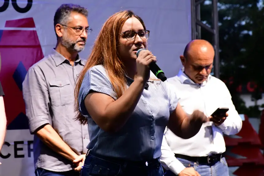  <div class='credito_fotos'>Foto: Max Renê/GEA &nbsp;&nbsp;|&nbsp;&nbsp; <a href='/midias/2026/originais/20260414113836-GF00017079-F00221339.webp' download><i class='fa-solid fa-download'></i> Download</a></div>