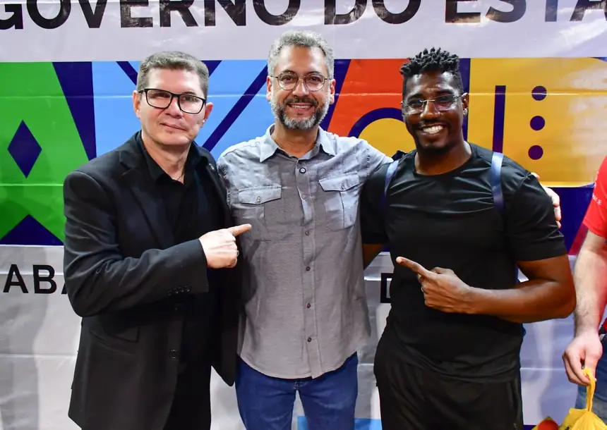  <div class='credito_fotos'>Foto: Max Renê/GEA &nbsp;&nbsp;|&nbsp;&nbsp; <a href='/midias/2026/originais/20260414113851-GF00017079-F00221360.webp' download><i class='fa-solid fa-download'></i> Download</a></div>