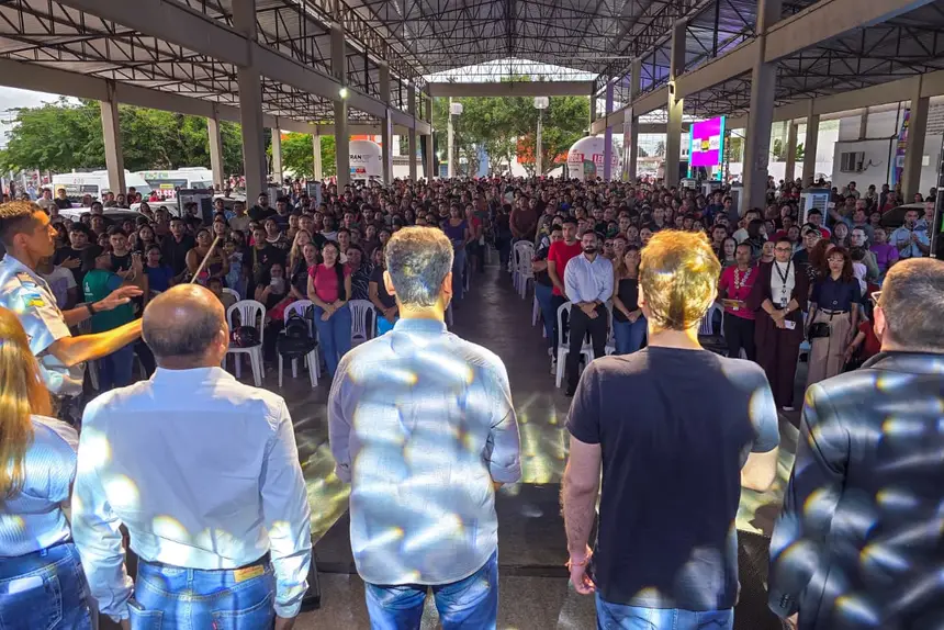  <div class='credito_fotos'>Foto: Max Renê/GEA &nbsp;&nbsp;|&nbsp;&nbsp; <a href='/midias/2026/originais/20260414113855-GF00017079-F00221365.webp' download><i class='fa-solid fa-download'></i> Download</a></div>