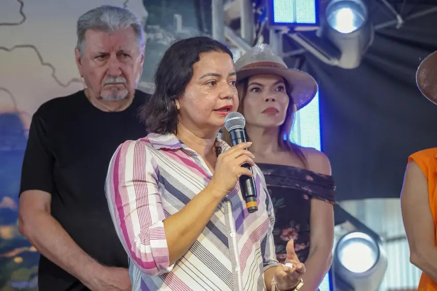  <div class='credito_fotos'>Foto: Ruan Alves / GEA &nbsp;&nbsp;|&nbsp;&nbsp; <a href='/midias/2026/originais/20260414114947-GF00017080-F00221374.webp' download><i class='fa-solid fa-download'></i> Download</a></div>