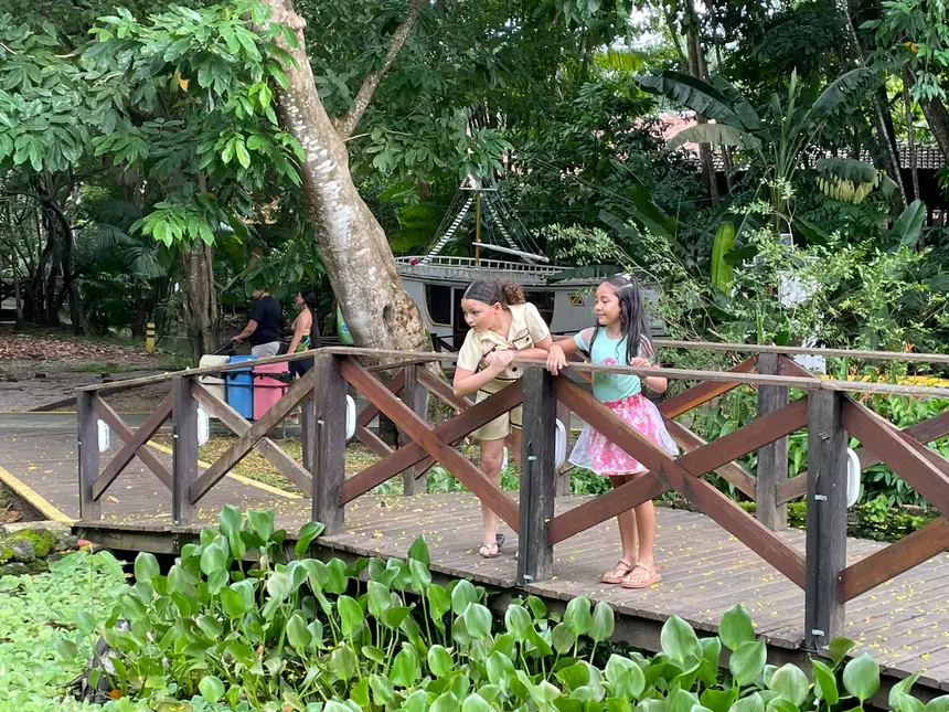 Atividades do museu vivo e oficinas aproximaram visitantes dos saberes tradicionais da Amazônia.