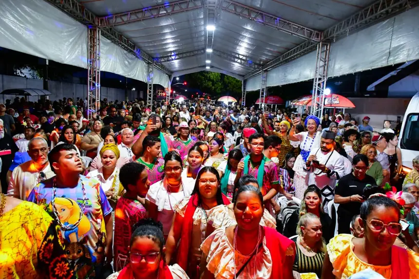  <div class='credito_fotos'>Foto: Max Renê/GEA &nbsp;&nbsp;|&nbsp;&nbsp; <a href='/midias/2026/originais/20260420101257-GF00017086-F00221492.webp' download><i class='fa-solid fa-download'></i> Download</a></div>