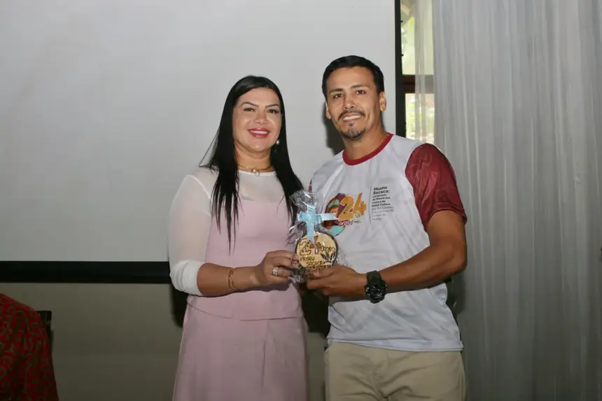  <div class='credito_fotos'>Foto:  &nbsp;&nbsp;|&nbsp;&nbsp; <a href='/midias/2026/originais/20260420102813-GF00017088-F00221551.webp' download><i class='fa-solid fa-download'></i> Download</a></div>