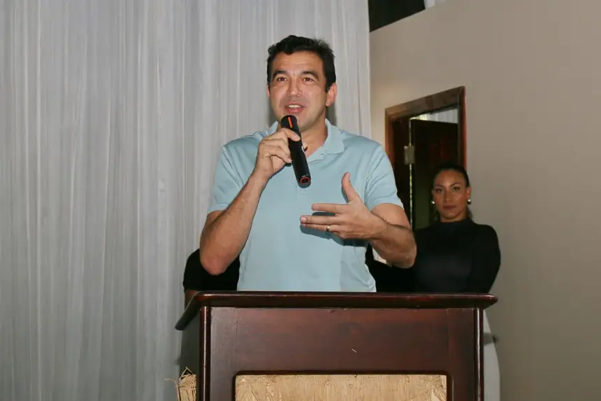  <div class='credito_fotos'>Foto:  &nbsp;&nbsp;|&nbsp;&nbsp; <a href='/midias/2026/originais/20260420102816-GF00017088-F00221554.webp' download><i class='fa-solid fa-download'></i> Download</a></div>