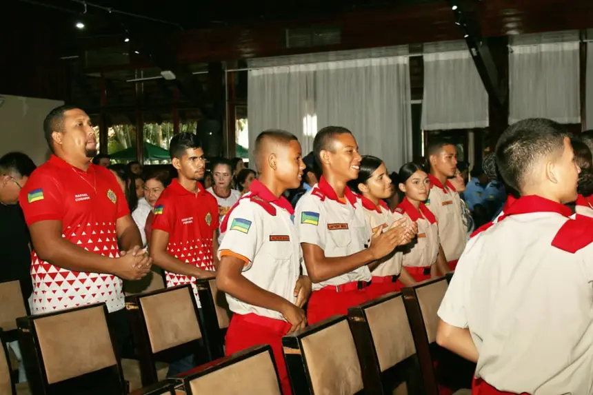  <div class='credito_fotos'>Foto:  &nbsp;&nbsp;|&nbsp;&nbsp; <a href='/midias/2026/originais/20260420102822-GF00017088-F00221563.webp' download><i class='fa-solid fa-download'></i> Download</a></div>