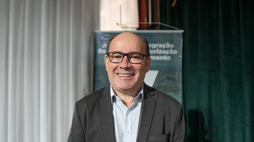  <div class='credito_fotos'>Foto: Arthur Alves / SECOM GEA &nbsp;&nbsp;|&nbsp;&nbsp; <a href='/midias/2026/originais/20260423135934-GF00017096-F00221761.webp' download><i class='fa-solid fa-download'></i> Download</a></div>