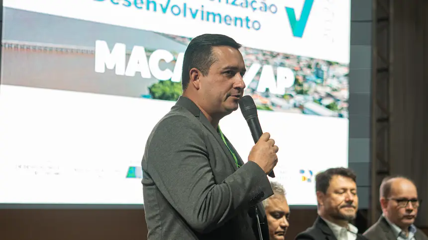  <div class='credito_fotos'>Foto: Arthur Alves / SECOM GEA &nbsp;&nbsp;|&nbsp;&nbsp; <a href='/midias/2026/originais/20260423135939-GF00017096-F00221767.webp' download><i class='fa-solid fa-download'></i> Download</a></div>