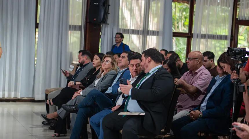  <div class='credito_fotos'>Foto: Arthur Alves / SECOM GEA &nbsp;&nbsp;|&nbsp;&nbsp; <a href='/midias/2026/originais/20260423135945-GF00017096-F00221773.webp' download><i class='fa-solid fa-download'></i> Download</a></div>