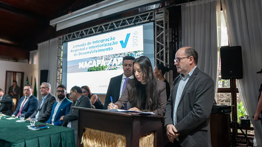  <div class='credito_fotos'>Foto: Arthur Alves / SECOM GEA &nbsp;&nbsp;|&nbsp;&nbsp; <a href='/midias/2026/originais/20260423135958-GF00017096-F00221789.webp' download><i class='fa-solid fa-download'></i> Download</a></div>