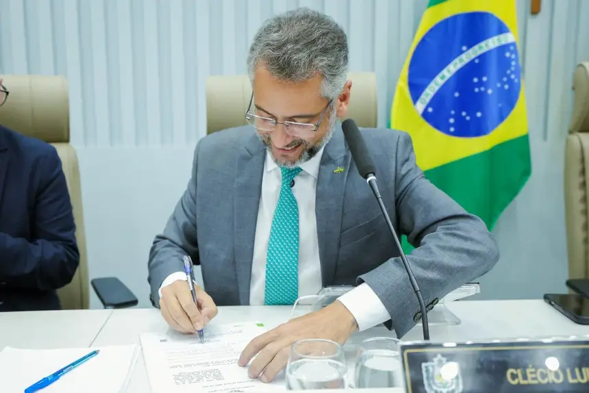  <div class='credito_fotos'>Foto: Ruan Alves / GEA &nbsp;&nbsp;|&nbsp;&nbsp; <a href='/midias/2026/originais/20260423151741-GF00017097-F00221797.webp' download><i class='fa-solid fa-download'></i> Download</a></div>