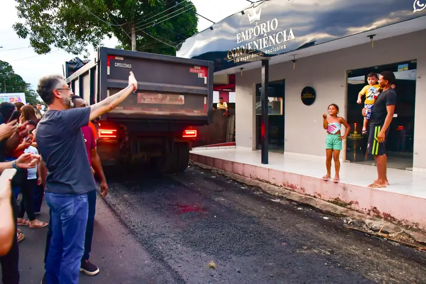  <div class='credito_fotos'>Foto: Max Renê/GEA &nbsp;&nbsp;|&nbsp;&nbsp; <a href='/midias/2026/originais/20260424105525-GF00017099-F00221862.webp' download><i class='fa-solid fa-download'></i> Download</a></div>