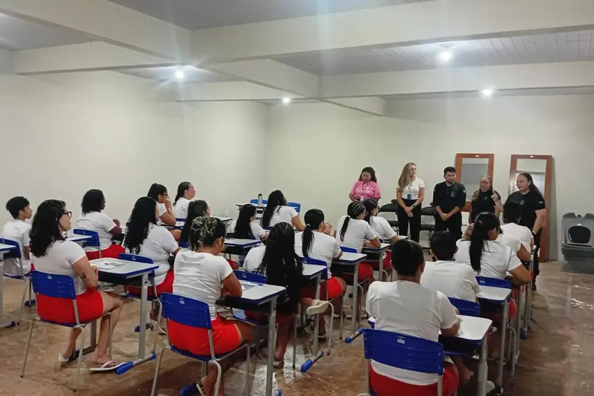 Turma de reeducandas da Unidade Feminina, capacitada em serviços de estética