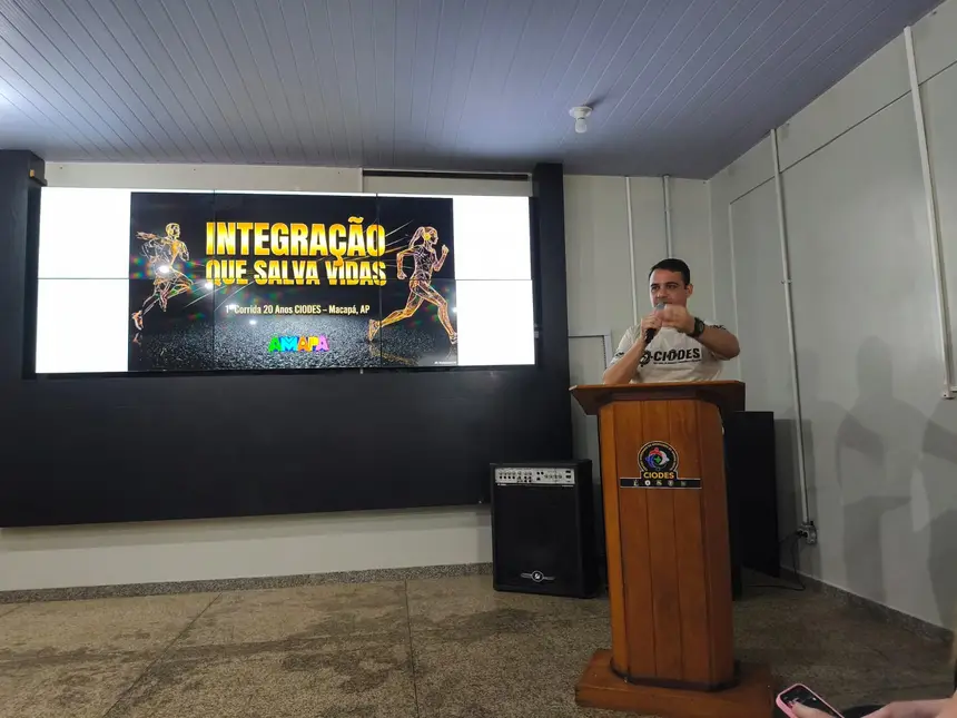 Lançamento da corrida contou com a apresentação de kits dos corredores e de premiações 