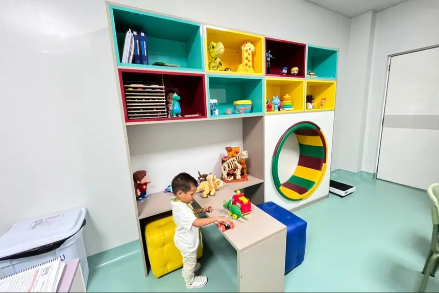 O tratamento especializado é aliado a um ambiente acolhedor do novo Hospital da Criança e do Adolescente