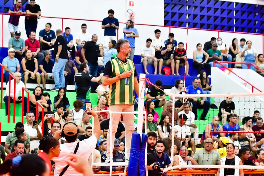  <div class='credito_fotos'>Foto: Max Renê/GEA &nbsp;&nbsp;|&nbsp;&nbsp; <a href='/midias/2026/originais/20260504131720-GF00017117-F00222516.webp' download><i class='fa-solid fa-download'></i> Download</a></div>