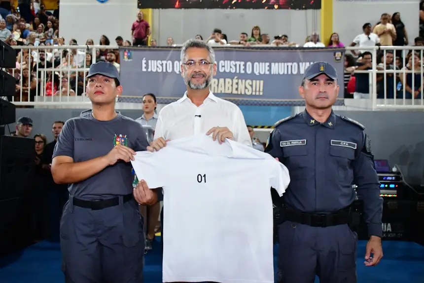  <div class='credito_fotos'>Foto: Max Renê/GEA &nbsp;&nbsp;|&nbsp;&nbsp; <a href='/midias/2026/originais/20260506101347-GF00017124-F00222581.webp' download><i class='fa-solid fa-download'></i> Download</a></div>